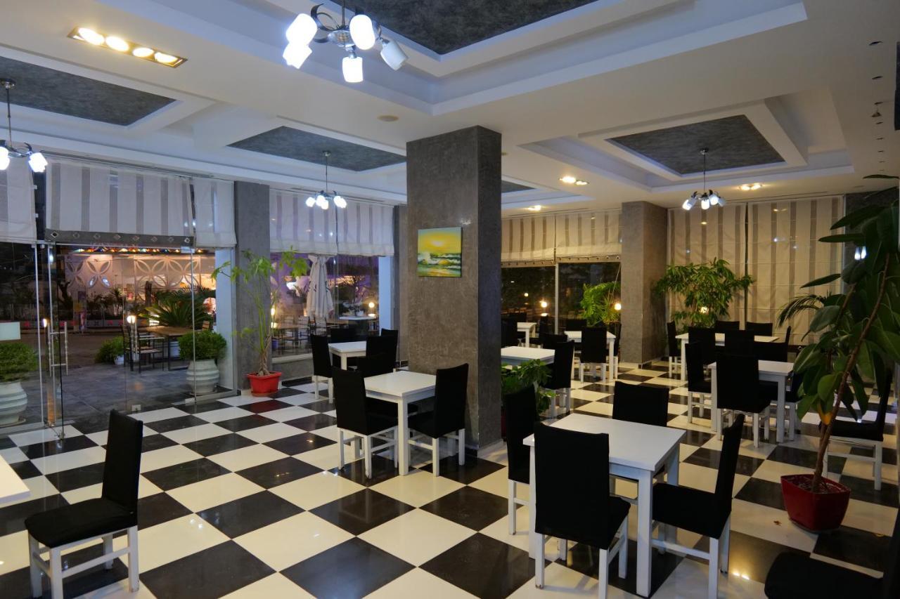 Hotel Dior Саранда Екстер'єр фото
